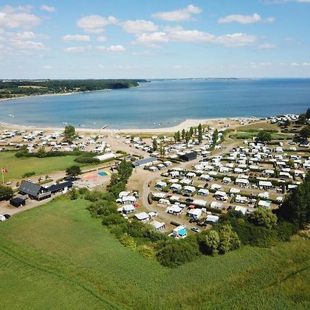 Vikaer Strand Camping & Cottages Diernæs Kültér fotó