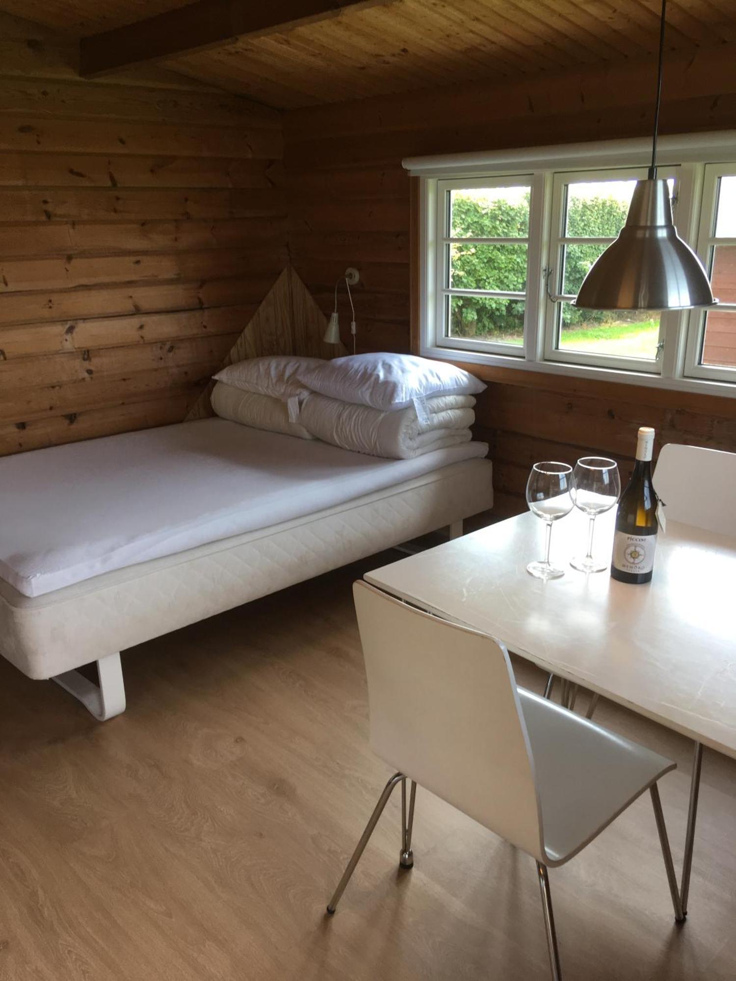 Vikaer Strand Camping & Cottages Diernæs Kültér fotó